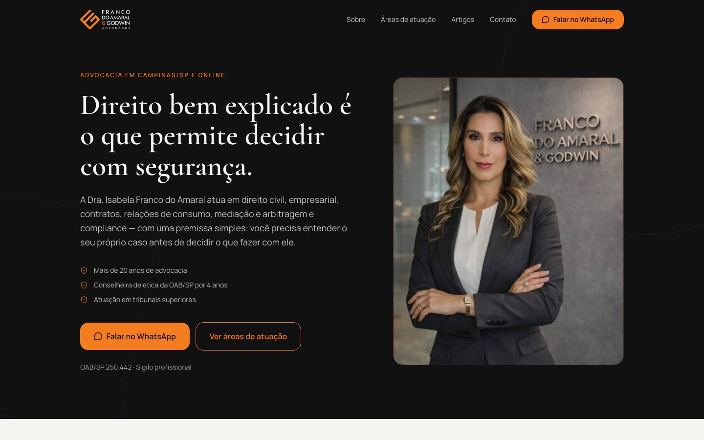 Site Isabela Franco do Amaral no computador